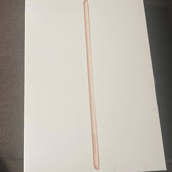 iPad 8th generation - Picture 5 of 5